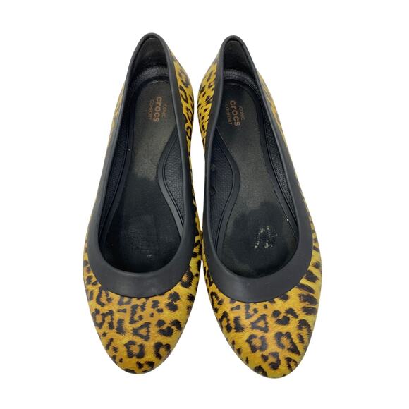 Crocs Comfort Flats Womens Size 7 Leopard Print Slip On - Picture 3 of 7